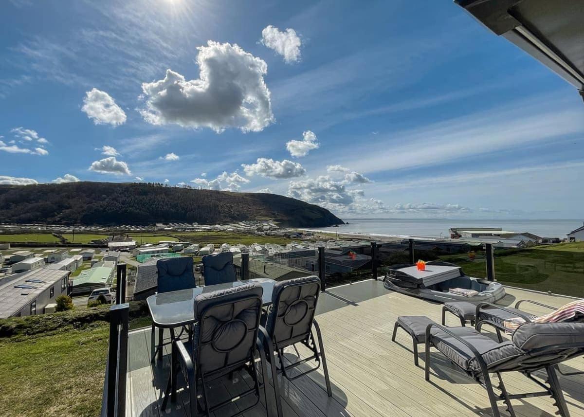 Aber Bay Holiday Park Абъристуит Екстериор снимка
